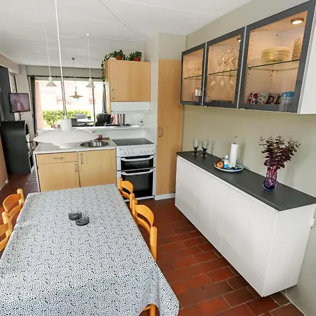 I Stueplan I Beliggende Ved Marinaen Og Med Udsigt Til Limfjorden 559 Appartement *